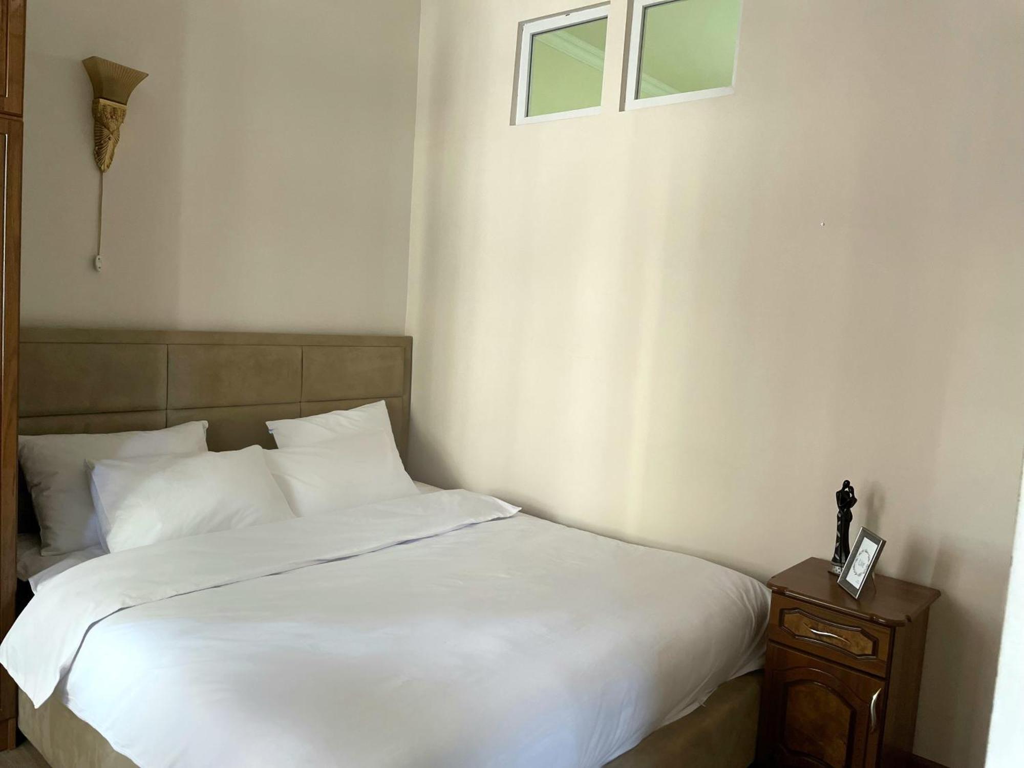 Arami Apartment Yerevan Ngoại thất bức ảnh